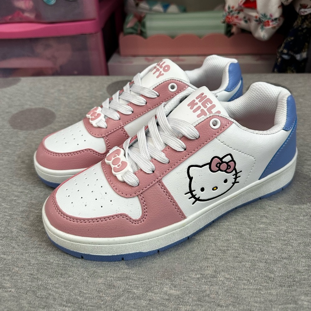 Hello Kitty Pink Purple Tennis Shoes Women's 8